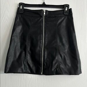 Divided Black A-Line Mini Skirt with Silver Zipper